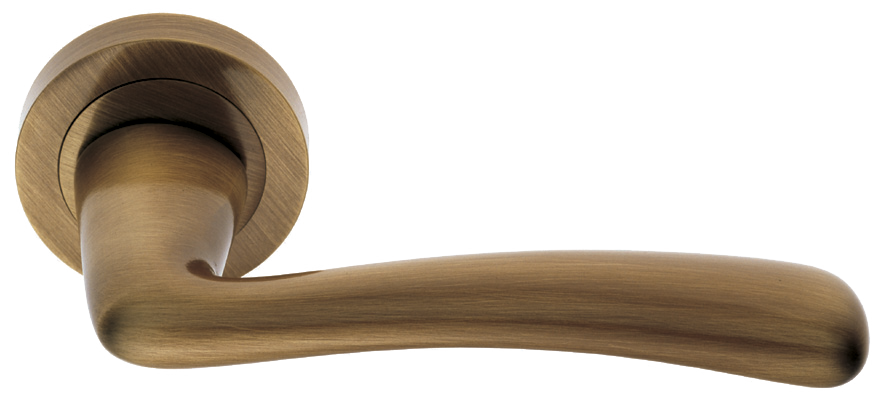 Ручка дверная COCKATOO R2 BGO раздельная на круглой розетке, цвет - матовая бронза фото купить в Самаре